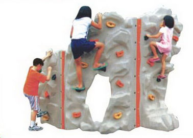 Backyard Rock Climbing Wall , LLDPE Plastic Climbing Gym Anti Corrosion